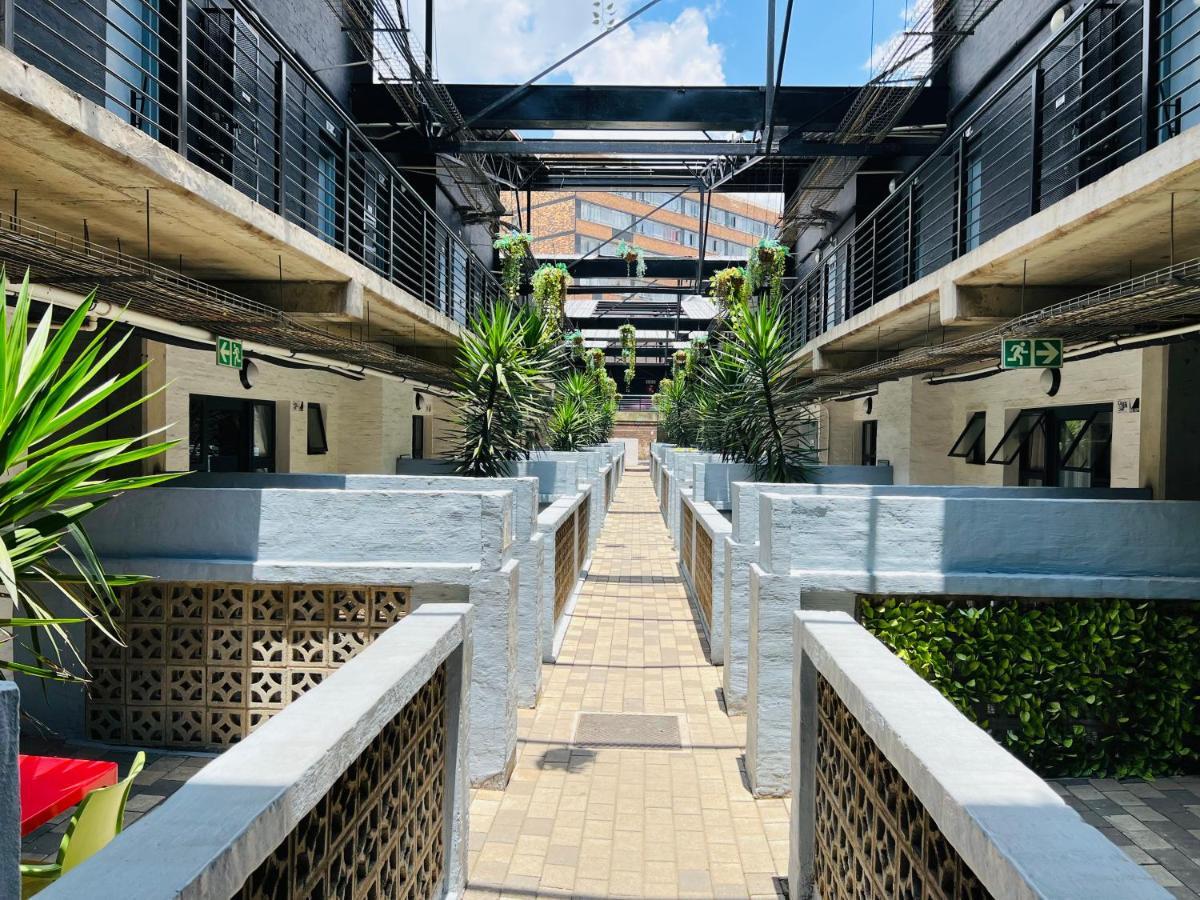 City Living Apartment 119 - Washer, 4K Tv, Fast Wifi, & Sunny Balcony 요하네스버그 외부 사진